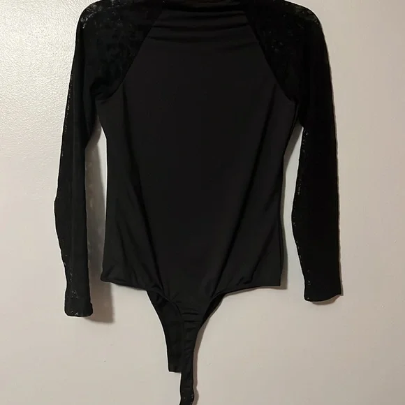 Venus Black Bodysuit Lace Long Sleeves - Picture 2 of 6